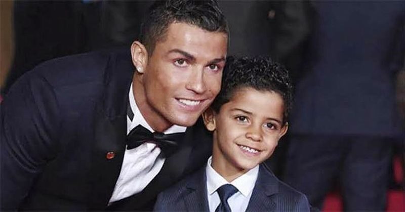 C. Ronaldo nói khi nào cậu nhóc Cristiano Jr lớn sẽ tiết lộ sự thật về mẹ của bé.