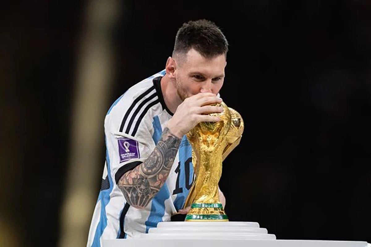 Messi đã có đầy đủ bộ sưu tập danh hiệu sau chức vô địch World Cup 2022 cùng Argentina.