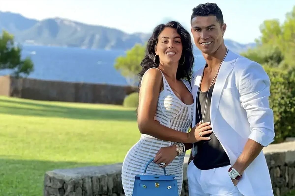 Ronaldo và Georgina đã có với nhau 2 con chung