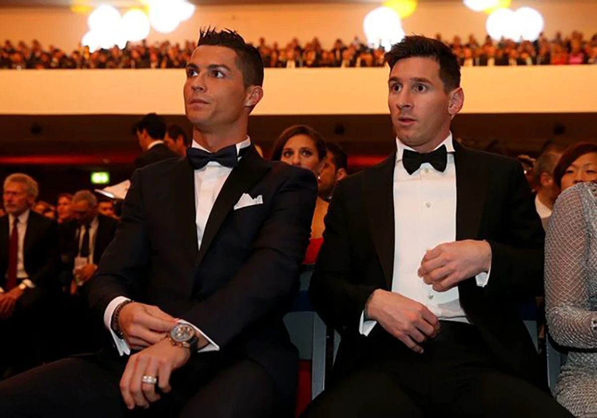 Ronaldo và Messi đã 'so tài' với nhau trong hơn 1 thập kỷ và cùng nhau giành tổng cộng 12 quả bóng vàng thế giới.