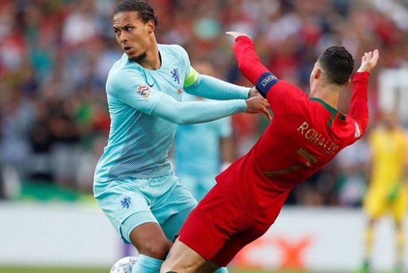 Van Dijk không nhắc đến Ronaldo